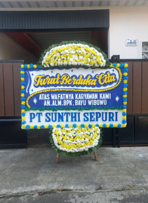 Papan Bunga Duka di Karang Anyar Pantai